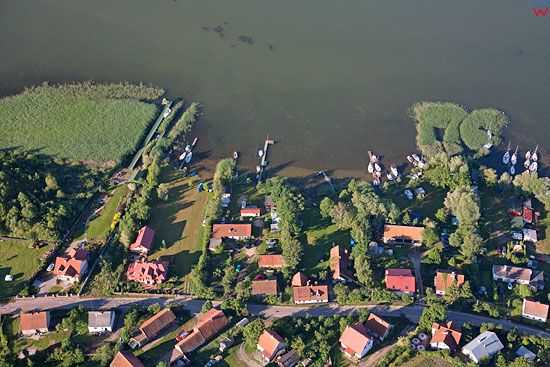 Lotnicze, Pl, warm-maz. Pojezierze Mazurskie, jezioro Bialolawki i m. Kwik.